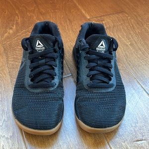 Reebok Nano 7.0 CrossFit shoe. Women’s size 6. Black gum.